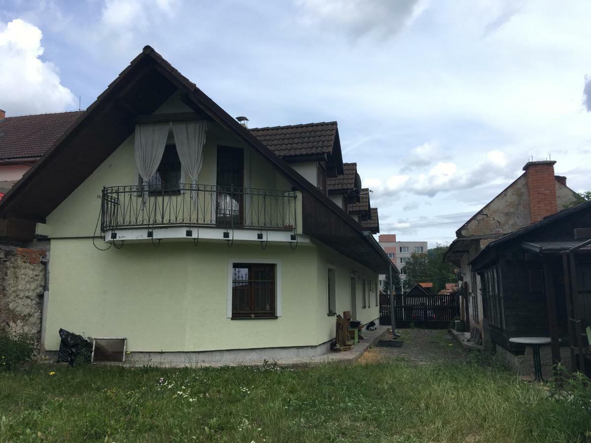 Chalupa V Hliniku Hlinik nad Hronom Exterior foto